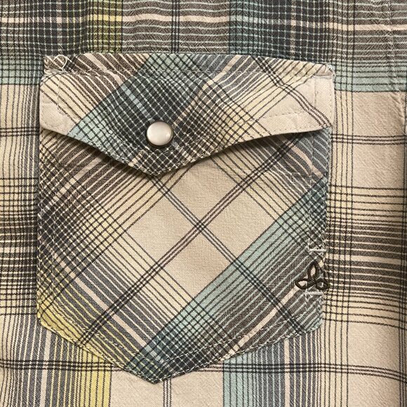 Prana Short Sleeve Pearl Snap Shirt Size Medium Plaid Western Dual Pockets - Picture 7 of 10
